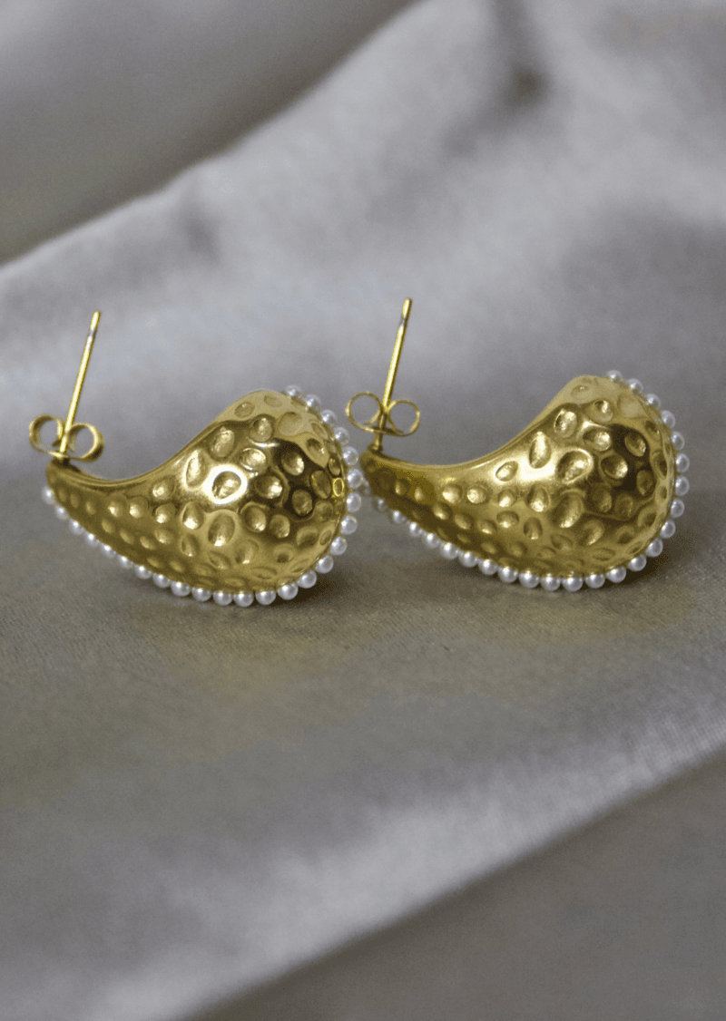Shell Earrings