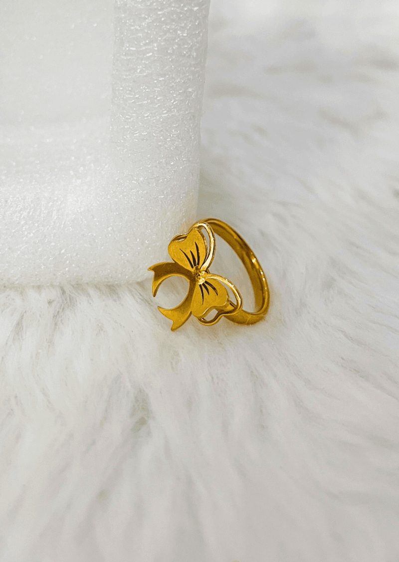 Bae Bow Ring