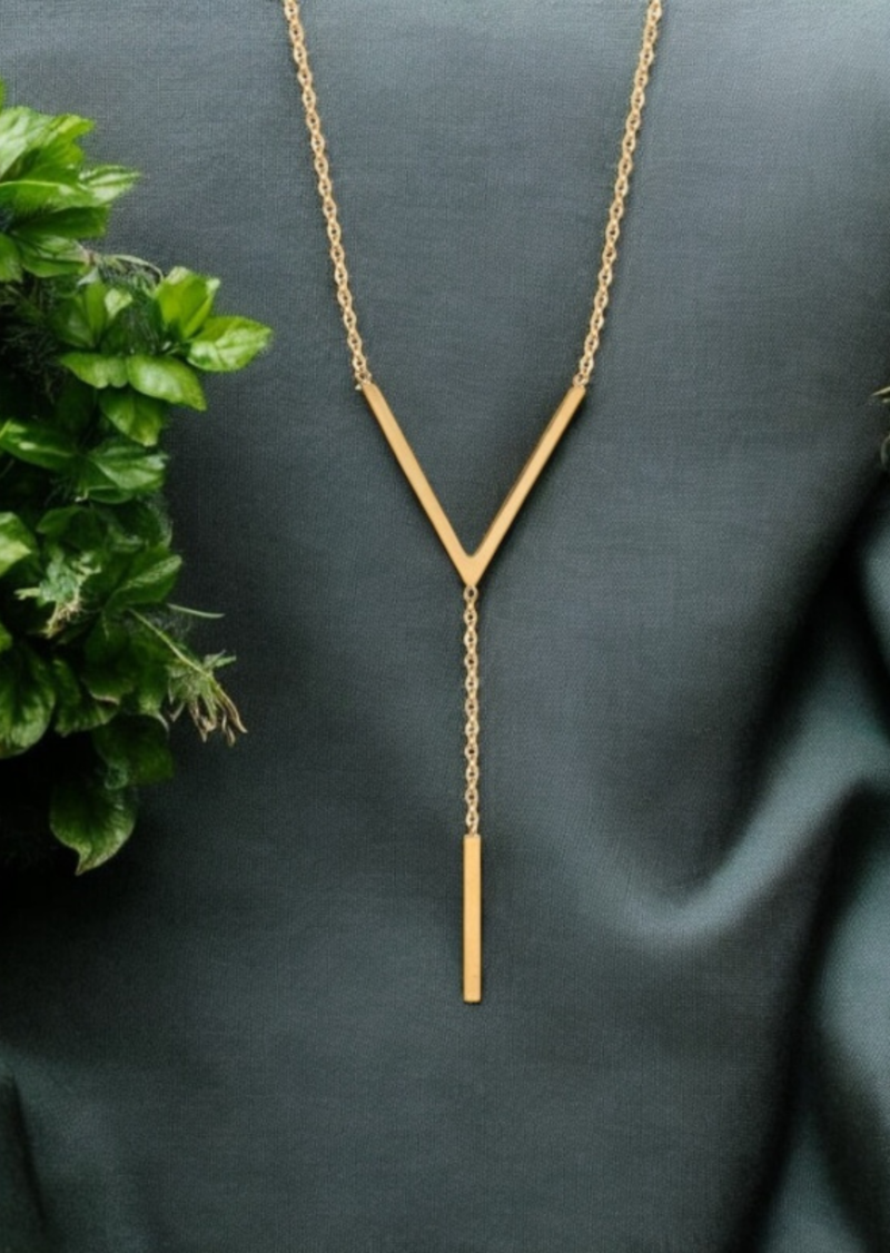 V-Line Necklace